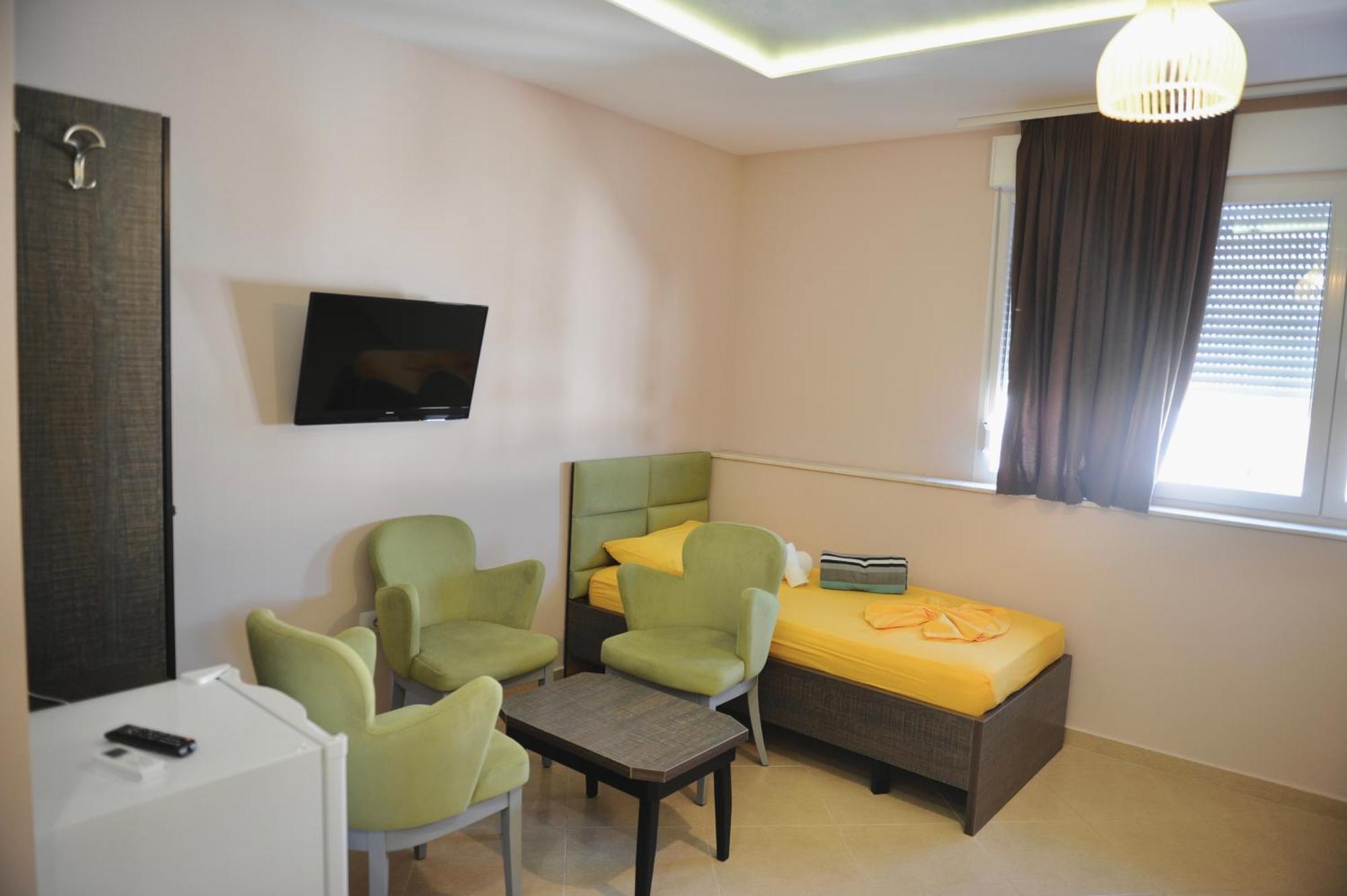 Hotel Fish Land Plazhi San Pietro Eksteriør bilde